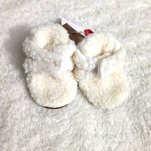 Baby Fashion Booties. Size 6 to 12 months. White. NWT.